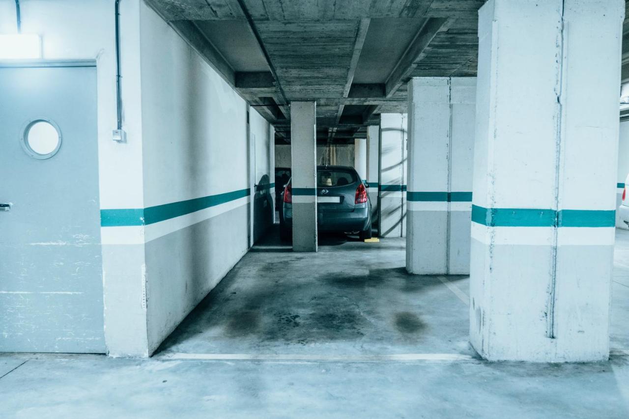 El Sexto De La Playa + Parking Gratis Lägenhet Gijón Exteriör bild